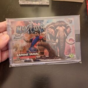 Lamine Yamal Painted Mammoth Trading Card